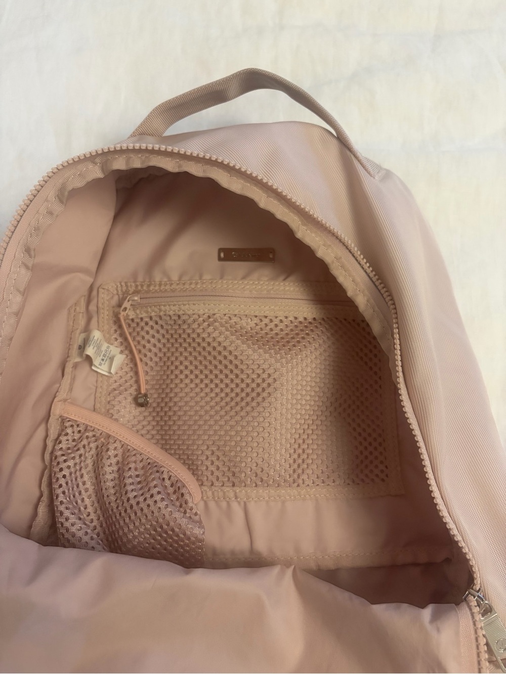 Lululemon - City Adventurer Backpack - 17L -
Misty Pink (First Release) !! π©° - Picture 4 of 12